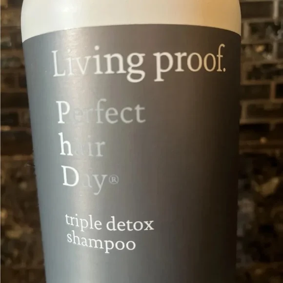 Living Proof Perfect Hair Day Triple Detox Shampoo Color Safe 32 oz Sealed - Picture 2 of 5
